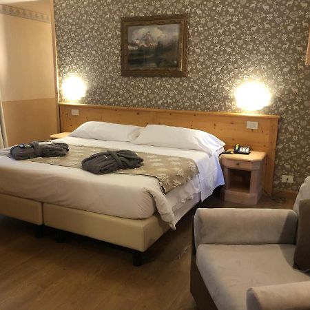 Hotel Edelweiss 3 Stelle Superior Breuil-Cervinia Kültér fotó