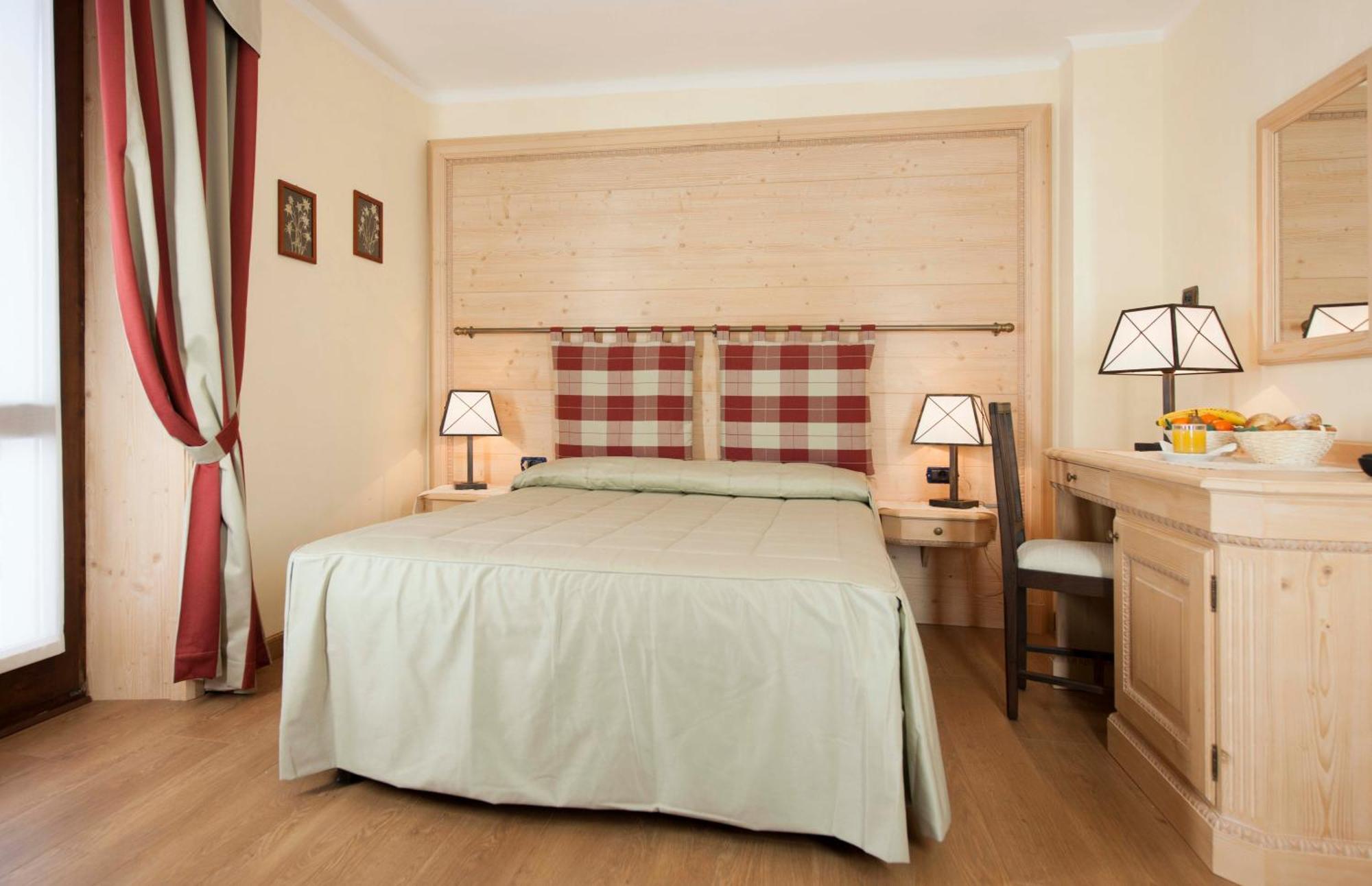 Hotel Edelweiss 3 Stelle Superior Breuil-Cervinia Kültér fotó